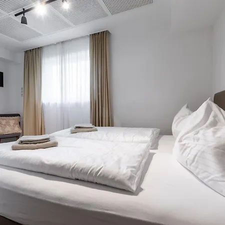 Rettenbacher דירה שלאדמינג